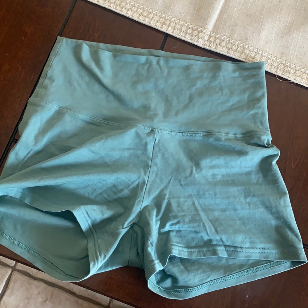 Athletic shorts